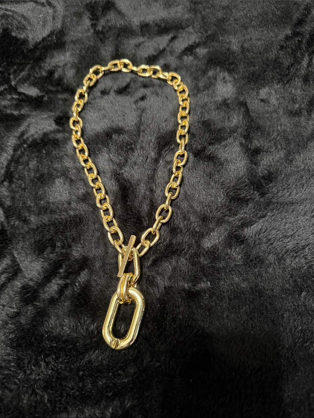 Gold Chunky Chain Toggle Necklace - Women Jewelry